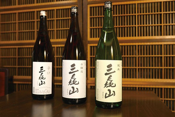 株式会社相良酒造　清酒「三毳山」